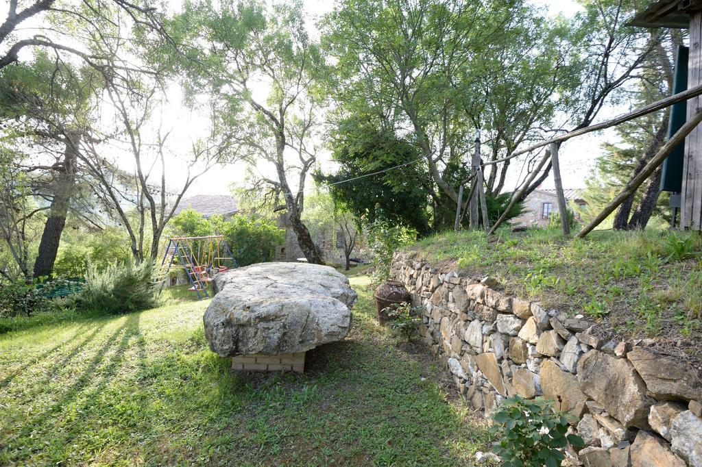 Agriturismo Le Cerinaie Castelnuovo di Val di Cecina Exteriör bild